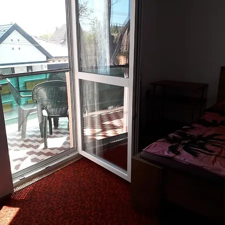 Lehoczki Apartman Apartment